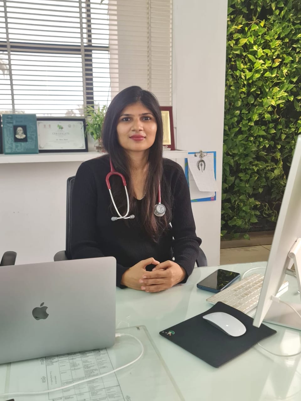 Dr. Sayali Kasliwal